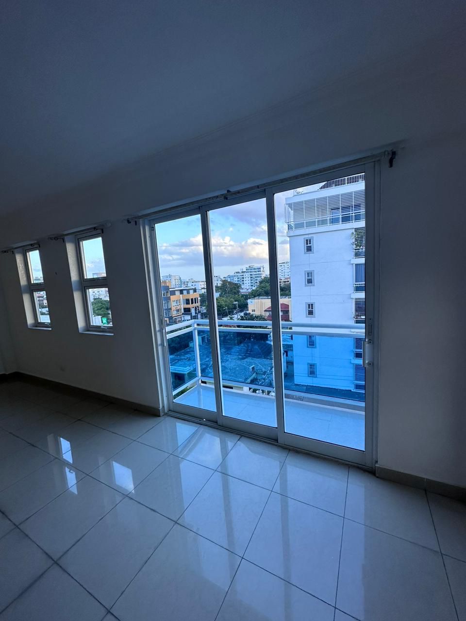 Mirador Norte  Alquilo apartamento completamente vacio Foto 7213616-9.jpg