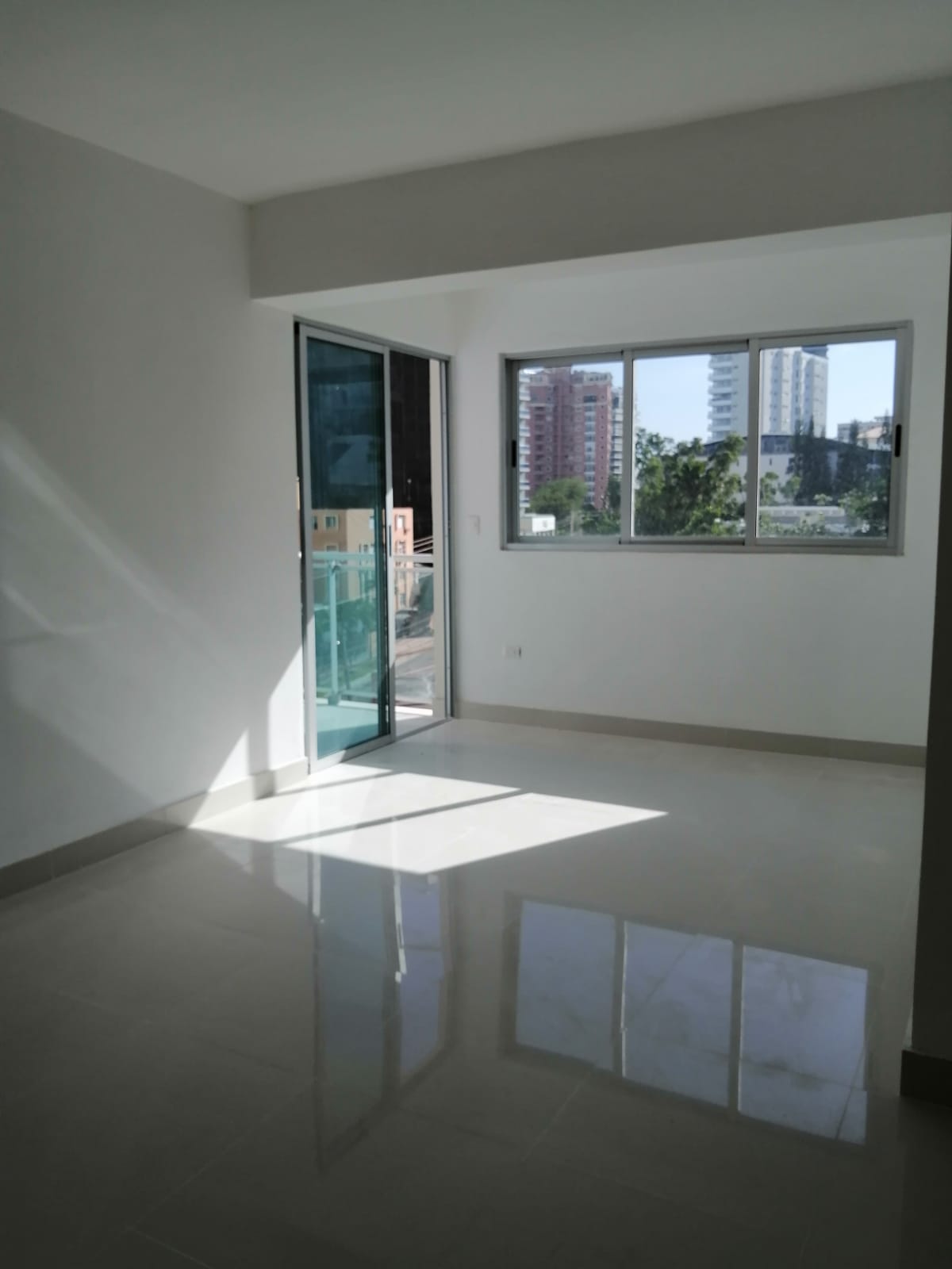 Apartamento 1 hab Torre RM Esperilla  Foto 7213798-3.jpg