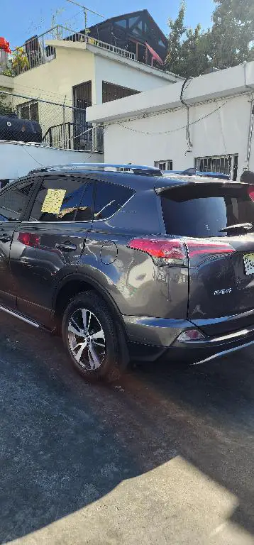 Rav4 2017 XLE  Foto 7215507-x4.jpg