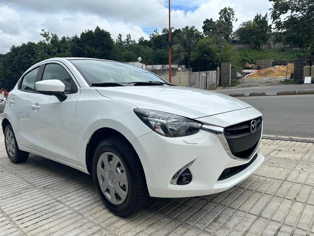 Mazda Demio 2018 Gasolina en Santo Domingo DN Foto 7216396-1.jpg