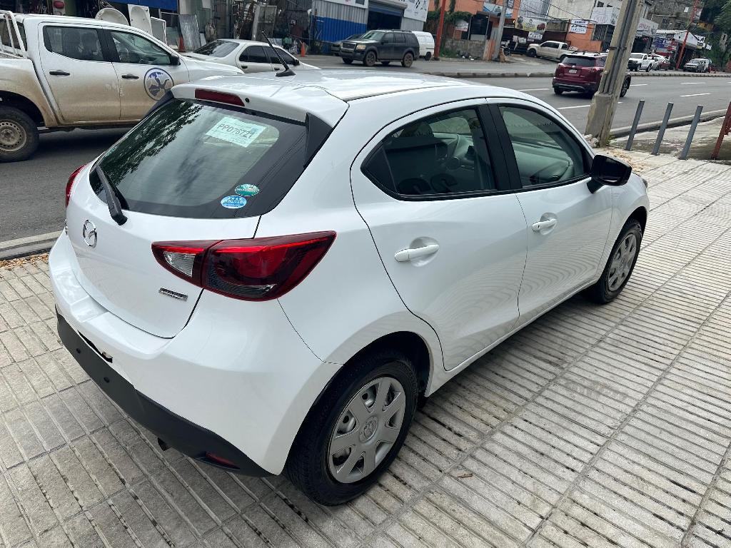 Mazda Demio 2018 Gasolina en Santo Domingo DN Foto 7216396-2.jpg