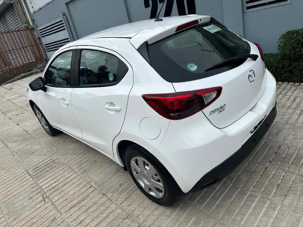 Mazda Demio 2018 Gasolina en Santo Domingo DN Foto 7216396-3.jpg