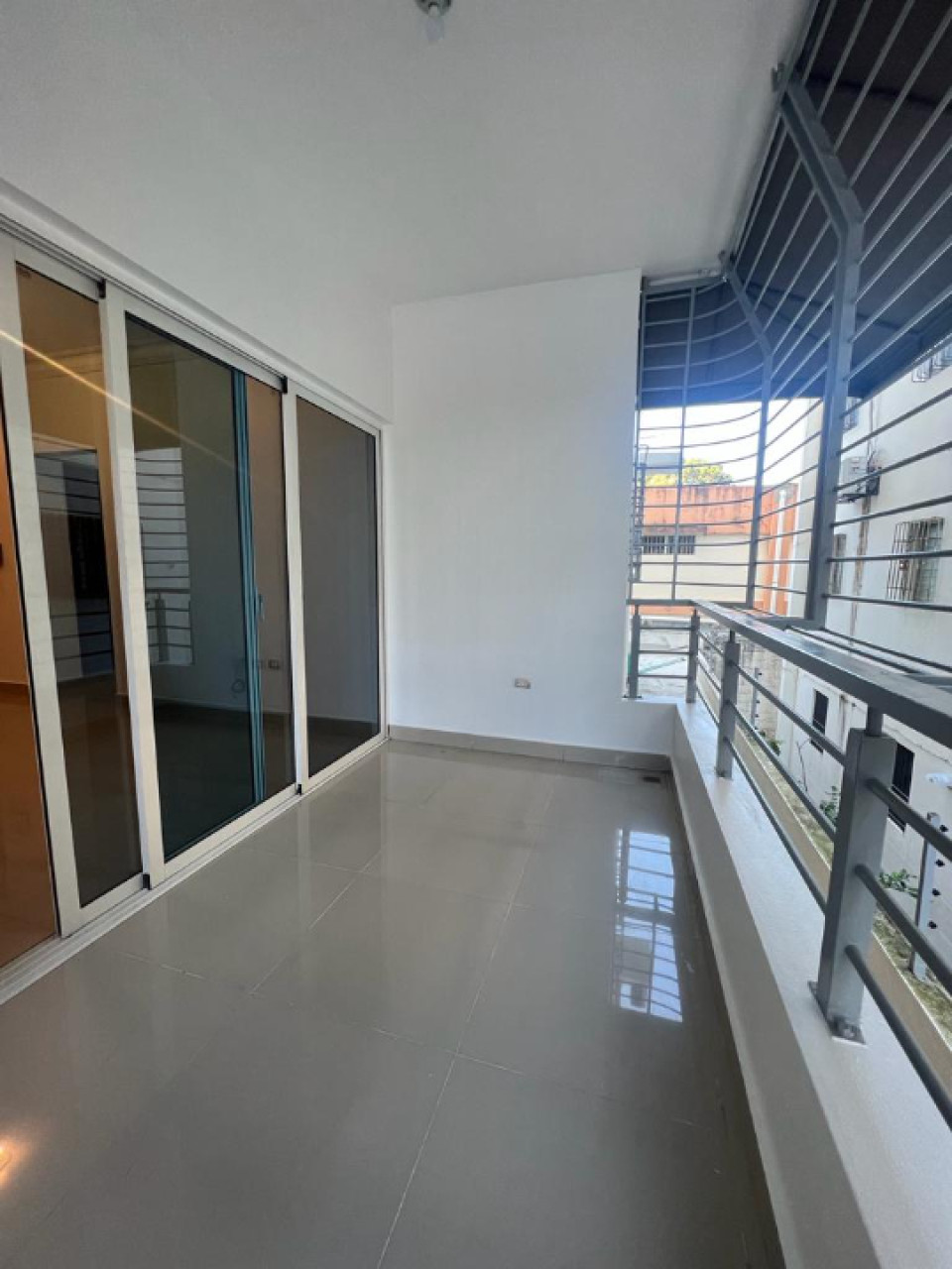APARTAMENTO EN VENTA EN LOS PRADOS DE 3 HAB 2.5 BAÑOS 2 PARQUEOS US 25 Foto 7217030-5.jpg