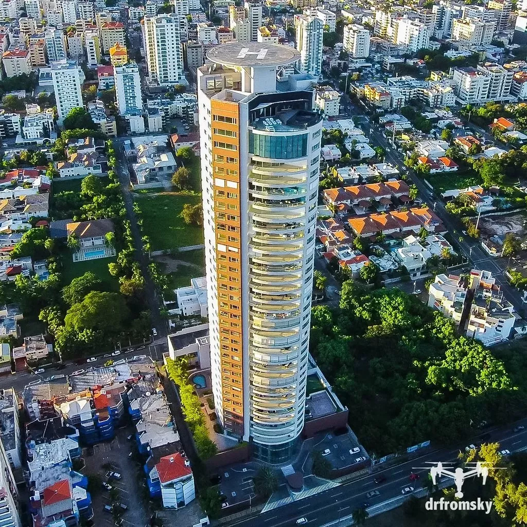 Vendo en la Anacaona en Torre Caney de lujo pero de oportunidad Foto 7217830-1.jpg