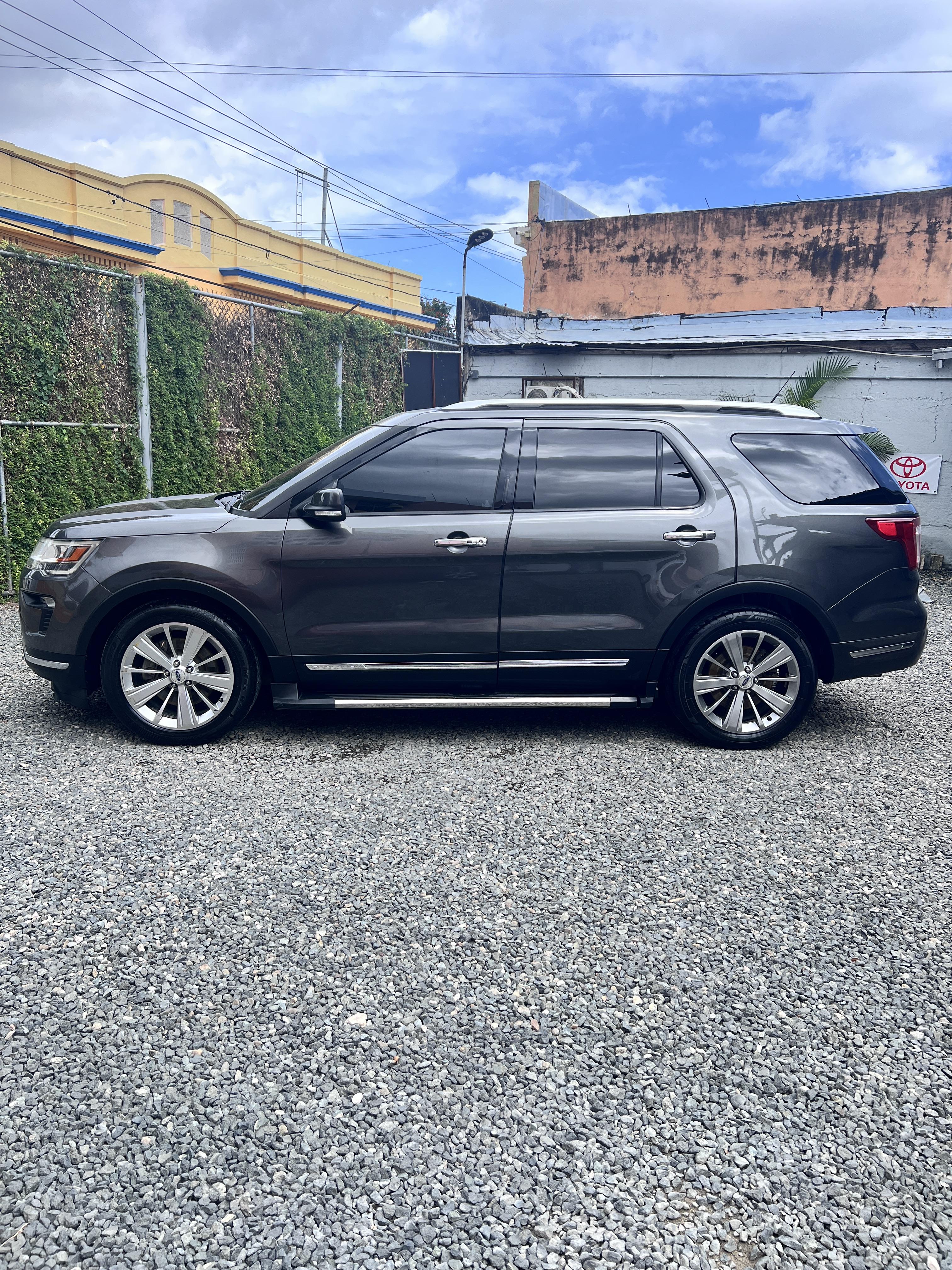Ford Explorer Limited 2018 en San Pedro de Macorís Foto 7218298-8.jpg