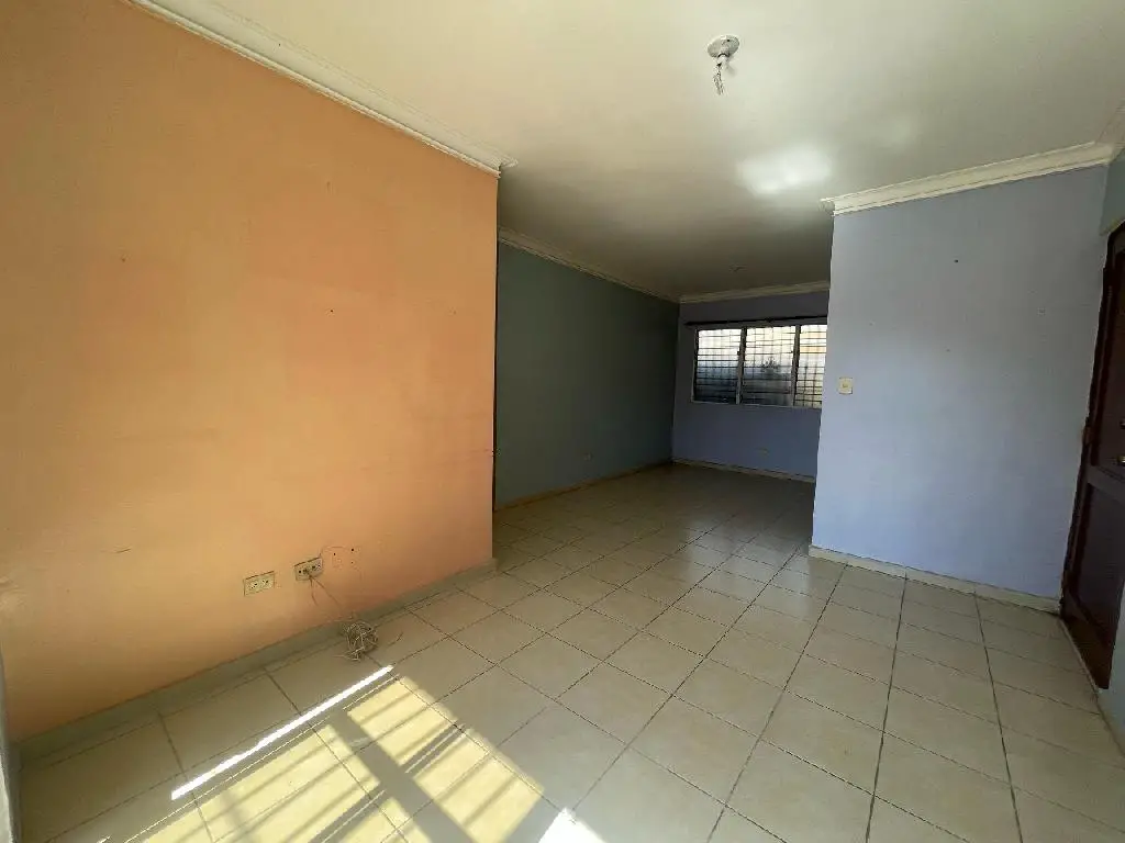 Apartamento en Venta en la Jacobo Majluta 2do Piso Res Villa de Los Mi Foto 7218304-5.jpg