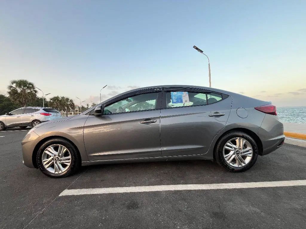 HYUNDAI ELANTRA 2019 SEL CLEAN Foto 7218939-4.jpg