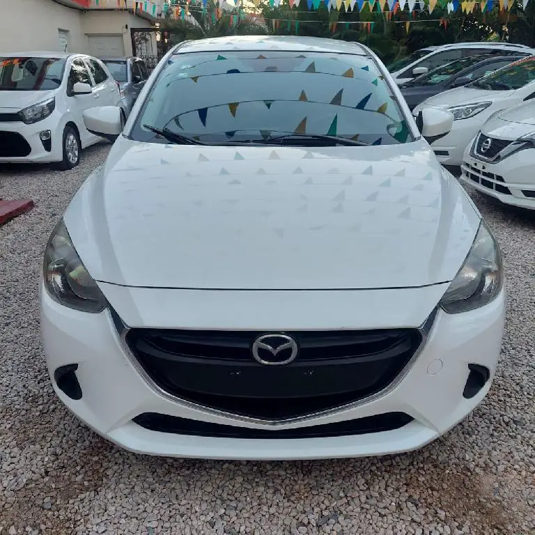 MAZDA DEMIO SKYACTIVE 2019  Foto 7218945-2.jpg