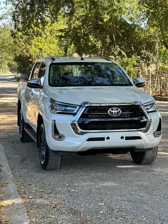 Toyota Hilux Limited 2022 · FINANCIAMIENTO DISPONIBLE✅ Foto 7219200-1.jpg