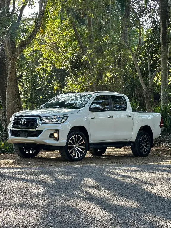 Toyota Hilux SRV 2020 · FINANCIAMIENTO DISPONIBLE✅ Foto 7219209-2.jpg