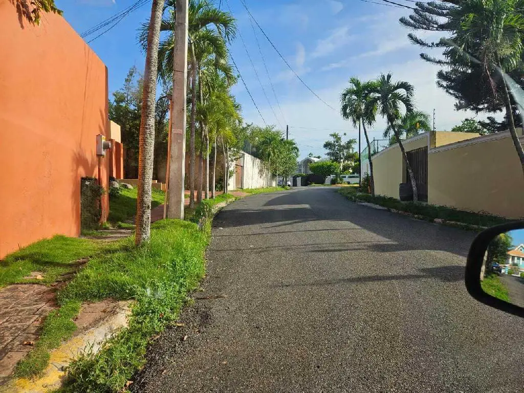 Casa antigua pero fuerte estructura para remodelar y convertir en ofic Foto 7219419-6.jpg