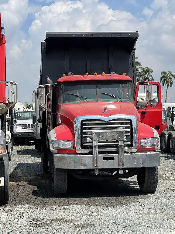 MACK GRANITE 2013 Foto 7219724-1.jpg