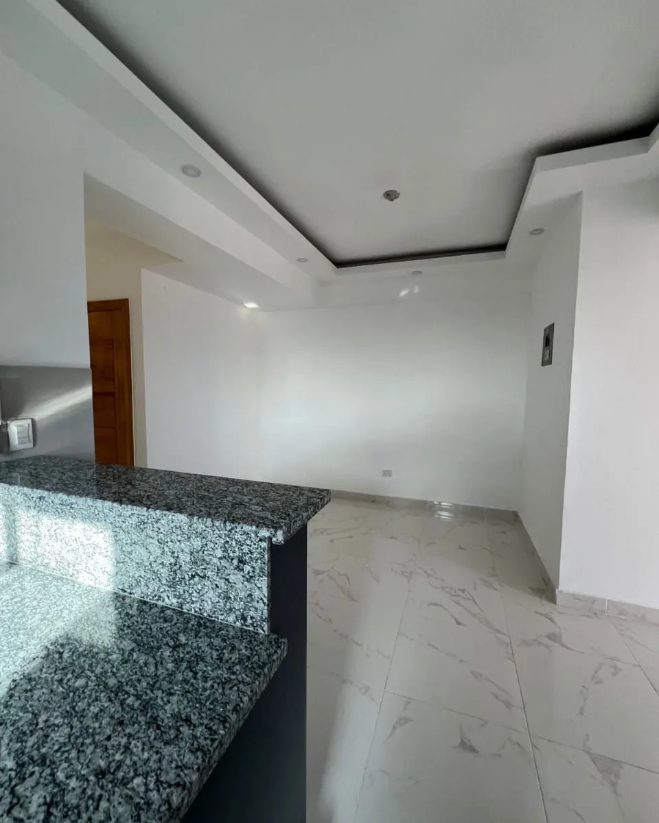 Apartamento en Venta Resp Los tres ojos Nuevo a Estrenar! 4to nivel 3- Foto 7219936-6.jpg