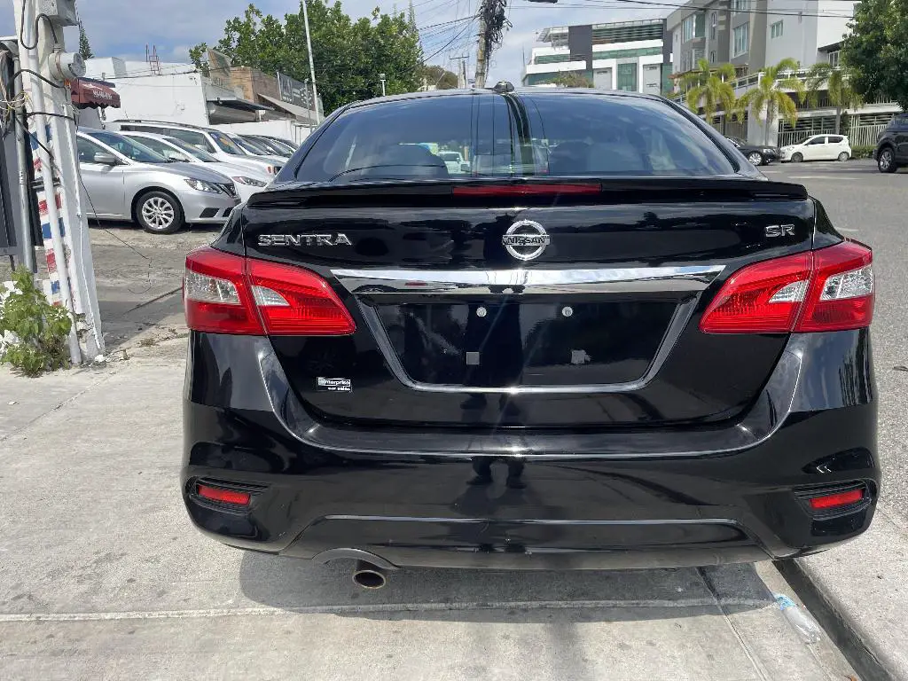 Nissan Sentra sr 2019 Foto 7220092-3.jpg