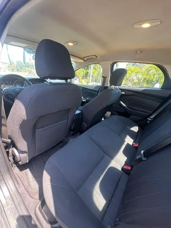 Ford Focus SE 2017 impecable garantia full Foto 7220172-5.jpg
