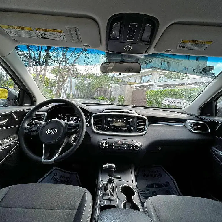           JEEPETA KIA SORENTO 2018 AMERICANA HASTA 64 KMS/GALON  Foto 7220533-9.jpg