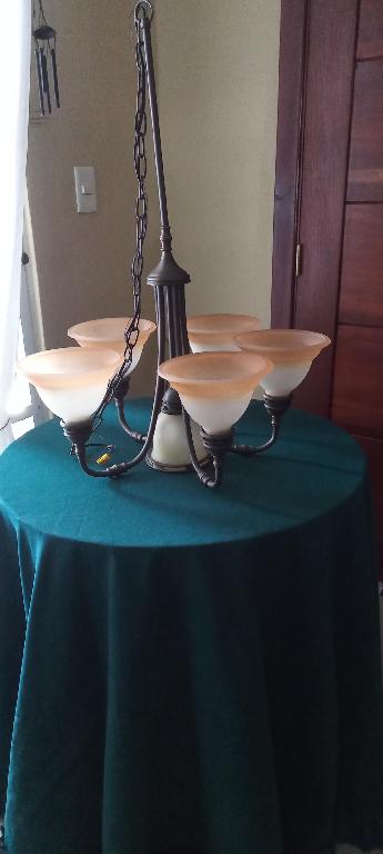 Hermosa lámpara colgante en hierro forjado  Foto 7220566-1.jpg