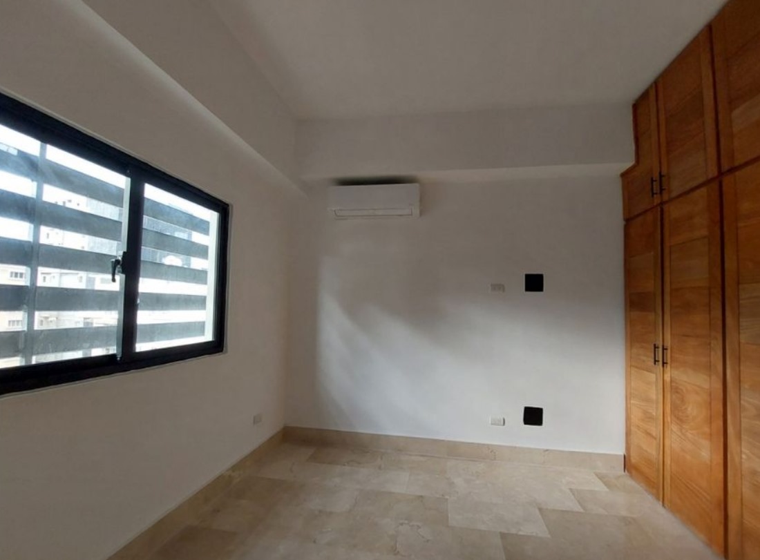 Venta de Apartamento en Serrallés. Foto 7220626-6.jpg