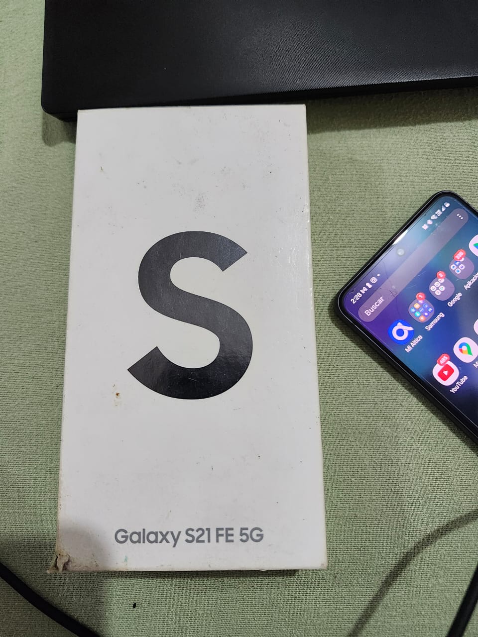Samsung Galaxy S21 FE Foto 7220705-6.jpg