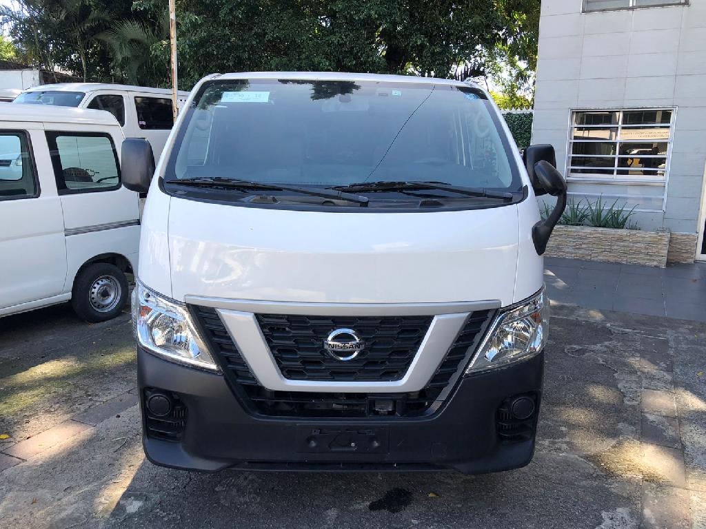 Nissan caravan 2018 diesel automática en Santo Domingo Este Foto 7221098-1.jpg