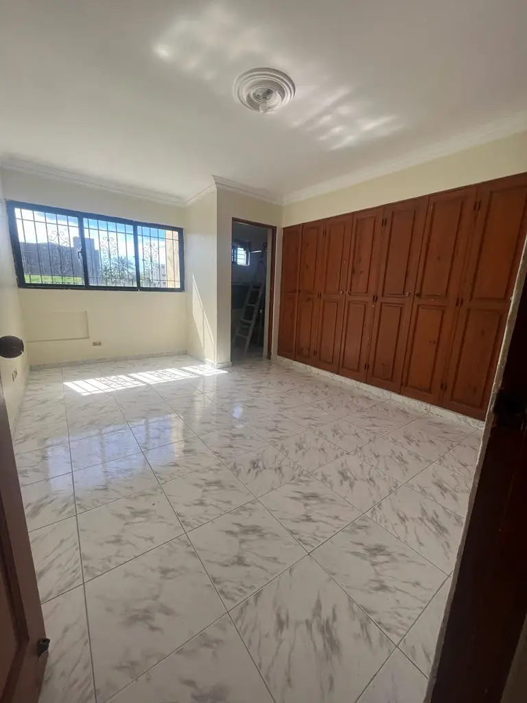 APARTAMENTO EN VENTA -ENSACHE QUISQUEYA- Foto 7221308-1.jpg