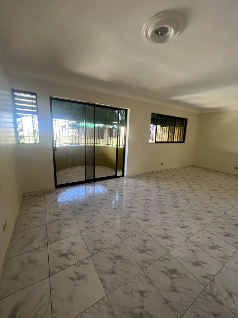 APARTAMENTO EN VENTA -ENSACHE QUISQUEYA- Foto 7221308-7.jpg