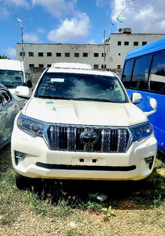 Toyota Land Cruise Prado 2018 en Santo Domingo Este Foto 7221392-1.jpg