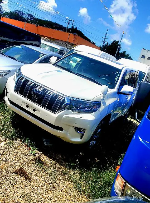 Toyota Land Cruise Prado 2018 en Santo Domingo Este Foto 7221392-3.jpg