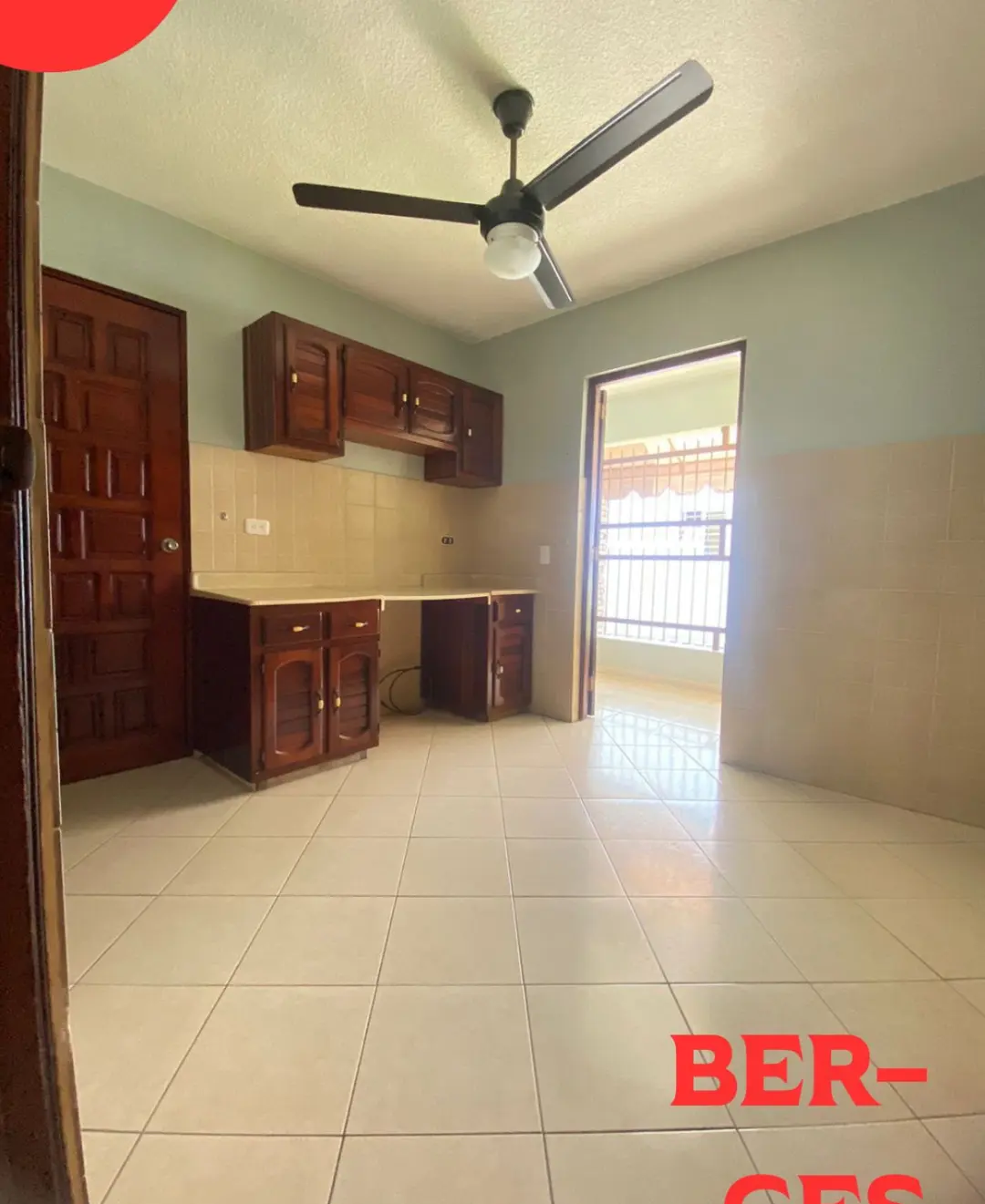 Exclusiva Casa en Alquiler Las Praderas  2do Nivel 4-Hab 4-B Parqueos  Foto 7221768-4.jpg