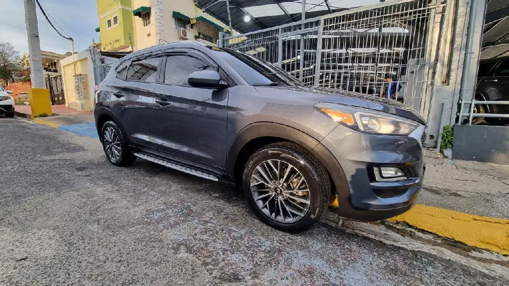 Vendo Hyundai Tucson 2019 Americana en Santo Domingo Este Foto 7223608-8.jpg