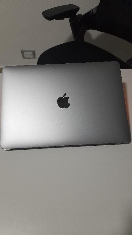 MacBook Pro 2017 en excelentes condiciones! Foto 7223780-3.jpg