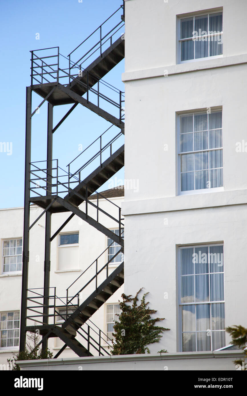 Escaleras de emergencias barandillas y pasamanos en metal y acero inox Foto 7223966-6.jpg