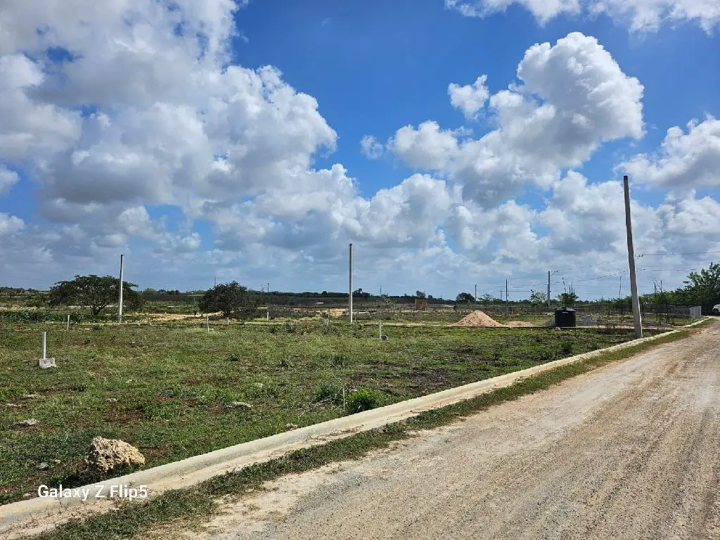 Solares en Boca Chica desde 180 m2 Foto 7225275-1.jpg