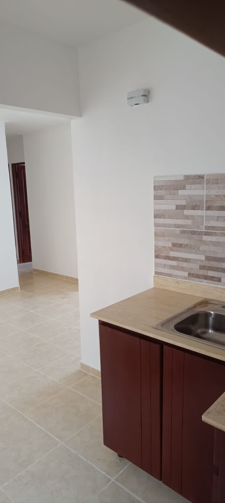  Inmobiliaria Aiki group  Apartamento de alquiler   En Ciudad Juan Bos Foto 7226023-5.jpg