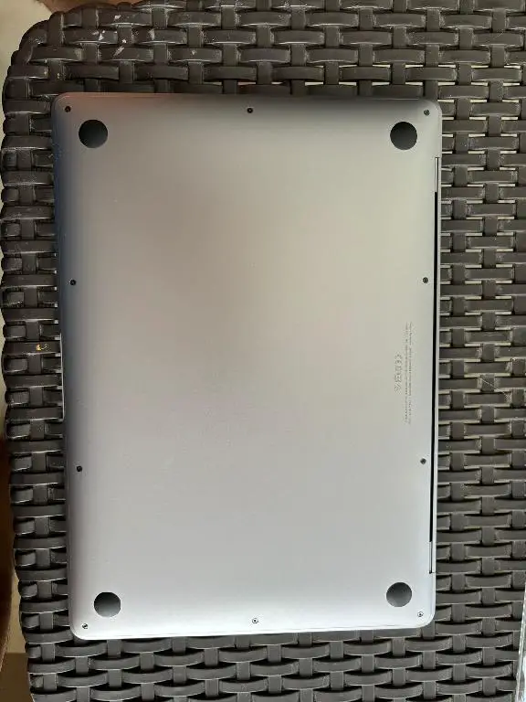 MacBook Air con Apple M1 Chip Foto 7226256-1.jpg