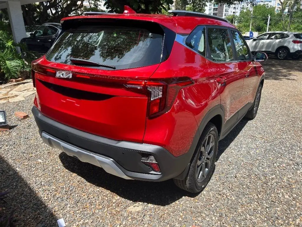 Carros jeepetas camionetas nuevas y usadas en venta!! Foto 7226292-17.jpg