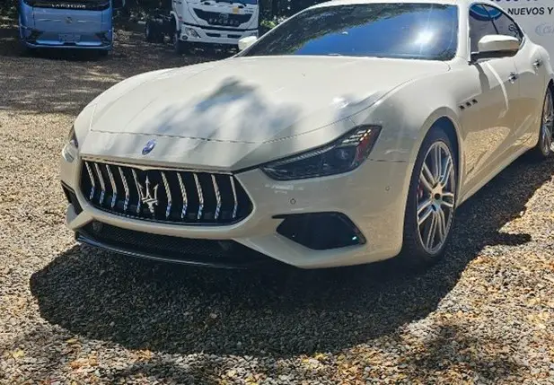 Carros jeepetas camionetas nuevas y usadas en venta!! Foto 7226292-4.jpg