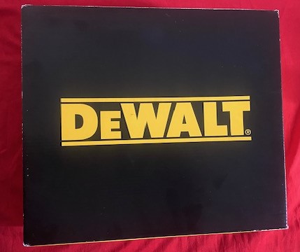 Vendo botas de seguridad Marca Dewalt size 8W Foto 7226439-3.jpg