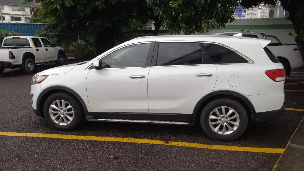 Kia Sorento 2016 Impecable en Santiago Las Trinitarias.  Foto 7226747-1.jpg