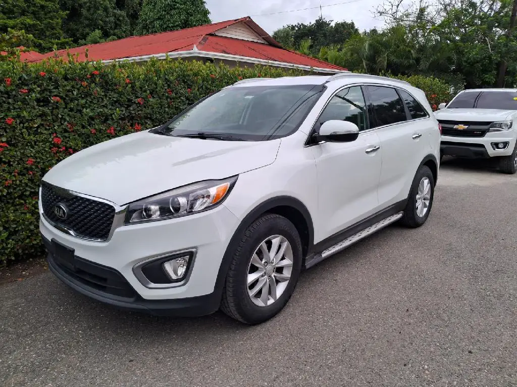 Kia Sorento 2016 Impecable en Santiago Las Trinitarias.  Foto 7226747-3.jpg