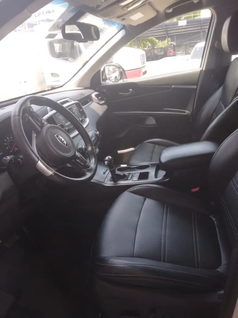 Kia Sorento 2016 Impecable en Santiago Las Trinitarias.  Foto 7226747-9.jpg