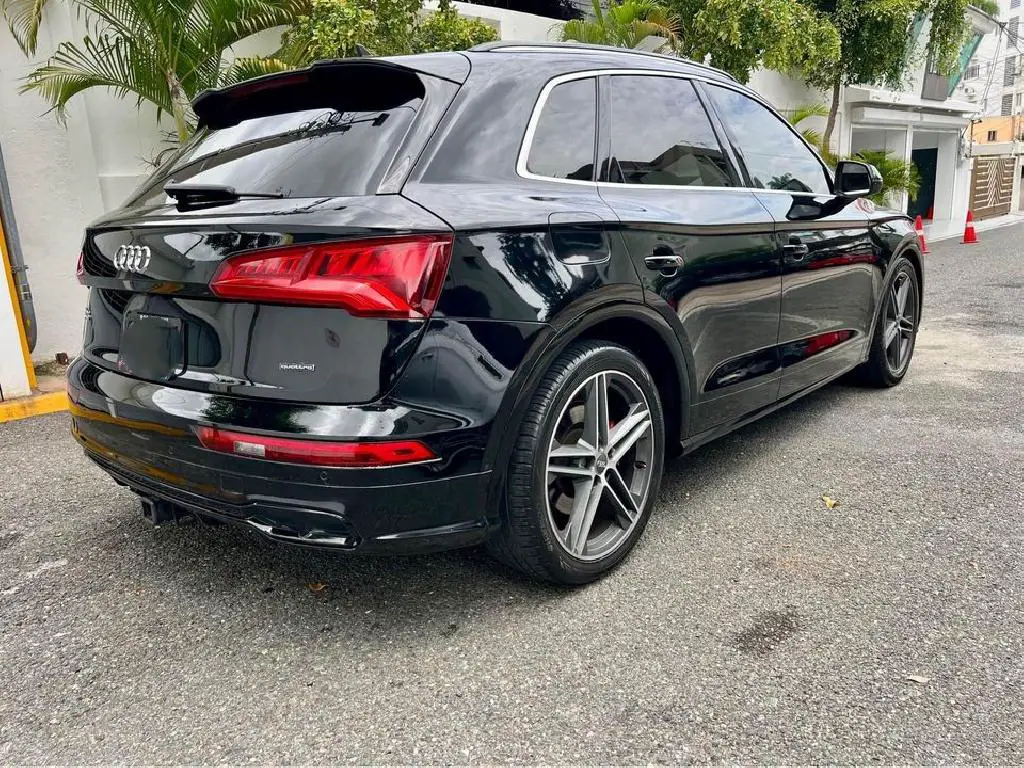 Audi SQ5 2018 Quattro Foto 7226757-1.jpg