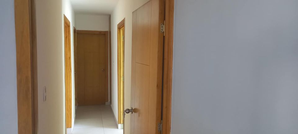 Alquilo moderno y lujoso apartamento en San Isidro Foto 7228302-1.jpg