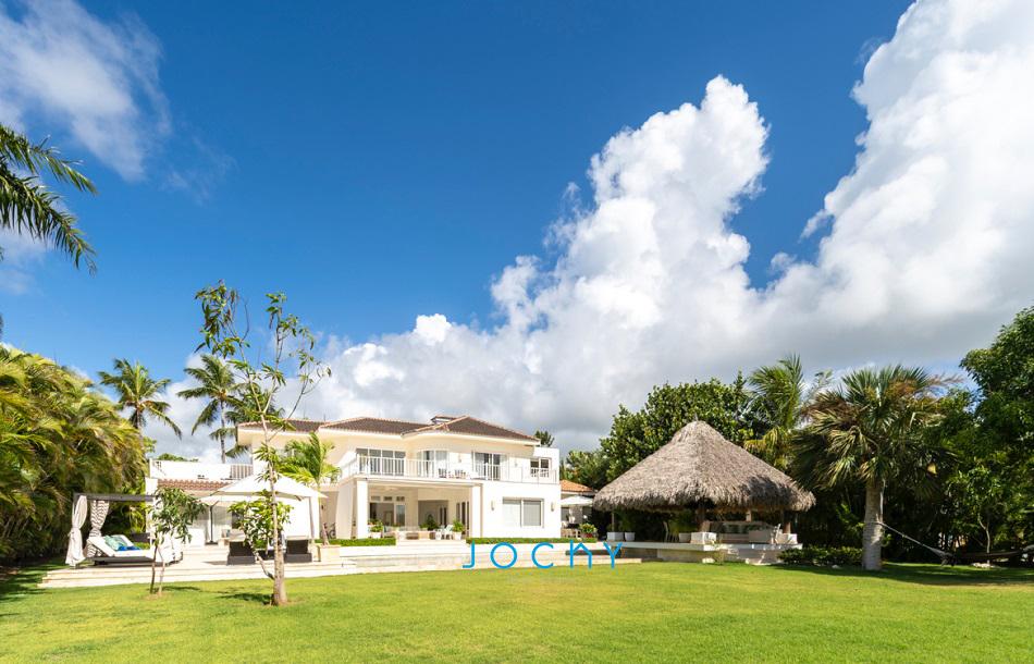 Jochy Real Estate vende villa en PuntaCana Resort  Club R.D Foto 7228386-2.jpg