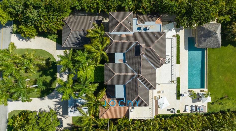 Jochy Real Estate vende villa en PuntaCana Resort  Club R.D Foto 7228386-9.jpg