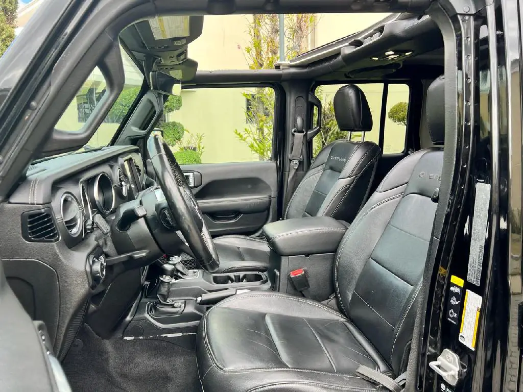 Requena dealer se  vende Jeep el Gladiador  Foto 7228745-7.jpg