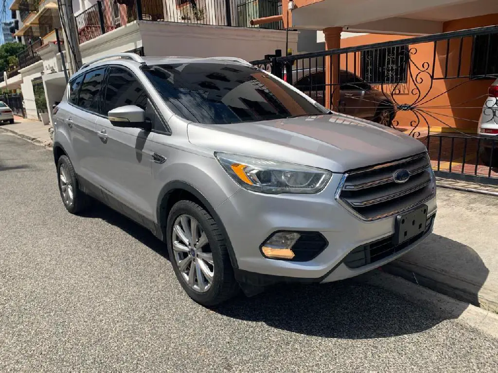 FORD ESCAPE 2017 TITANIUM en Santo Domingo Oeste Foto 7229011-7.jpg