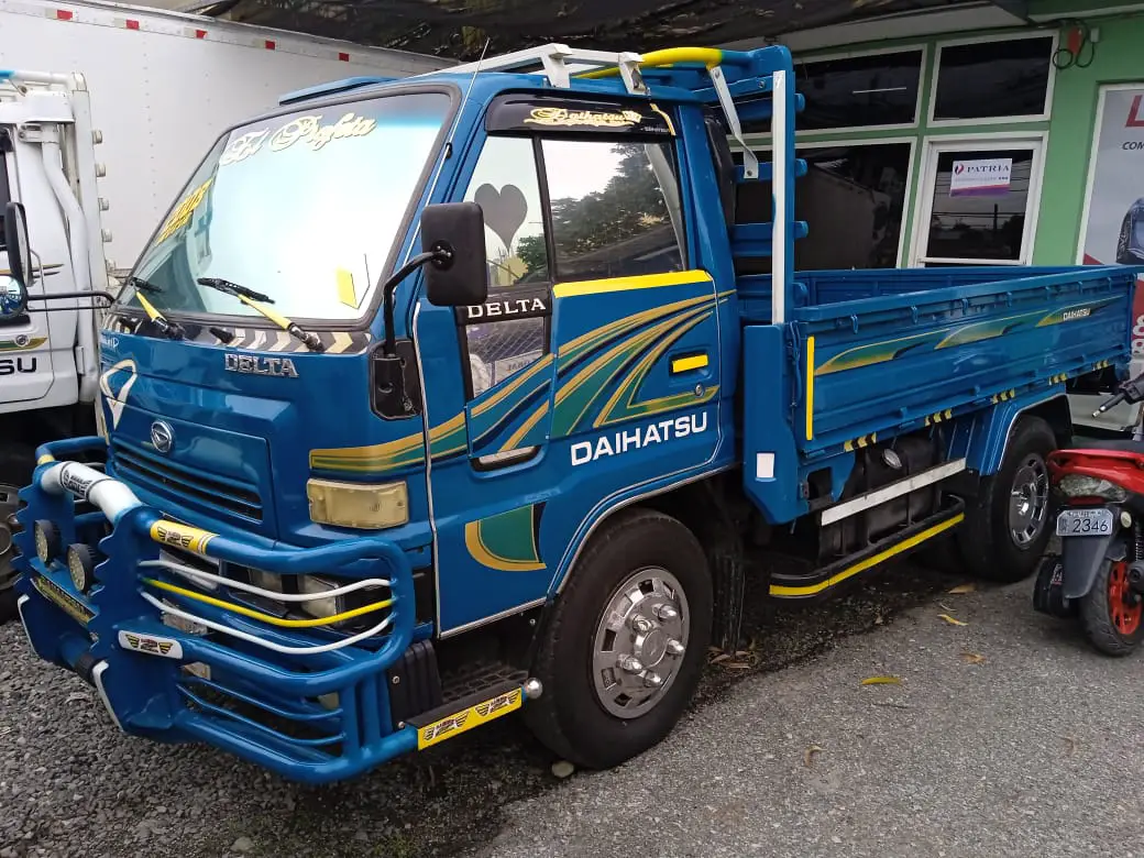 Camion Daihatsu 2008 Foto 7229100-1.jpg