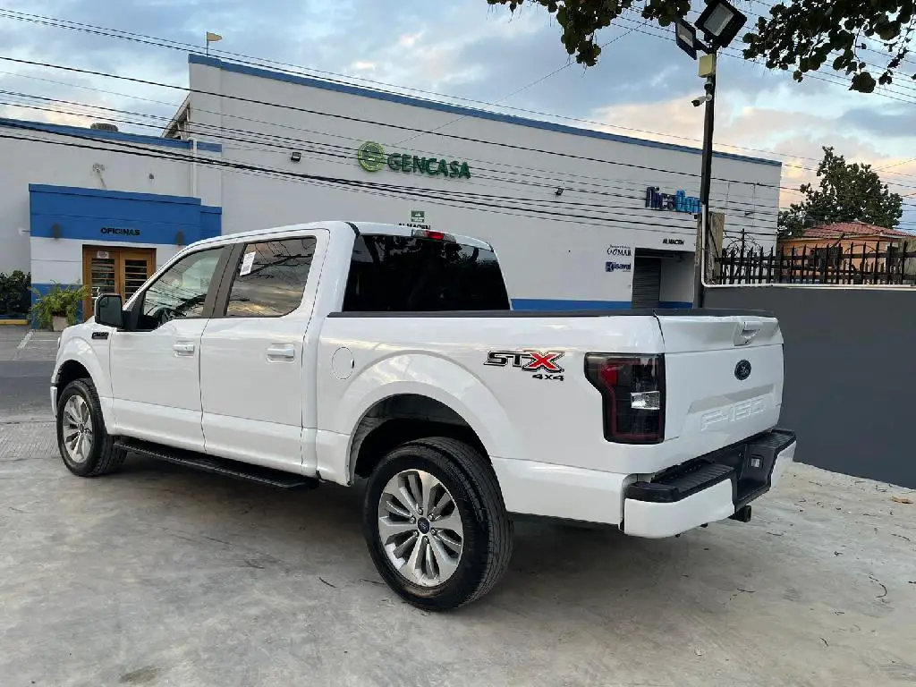 Ford F150 XLT 4X4 2018 Foto 7229110-3.jpg