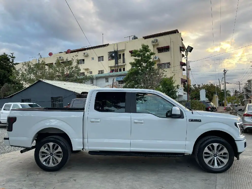 Ford F150 XLT 4X4 2018 Foto 7229110-5.jpg